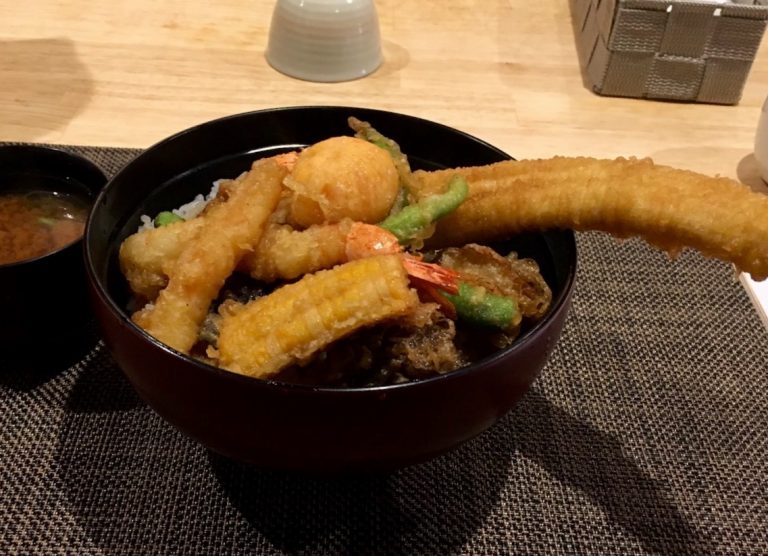 旬の食材を天ぷらで 〜 天ぷら 鈴 〜