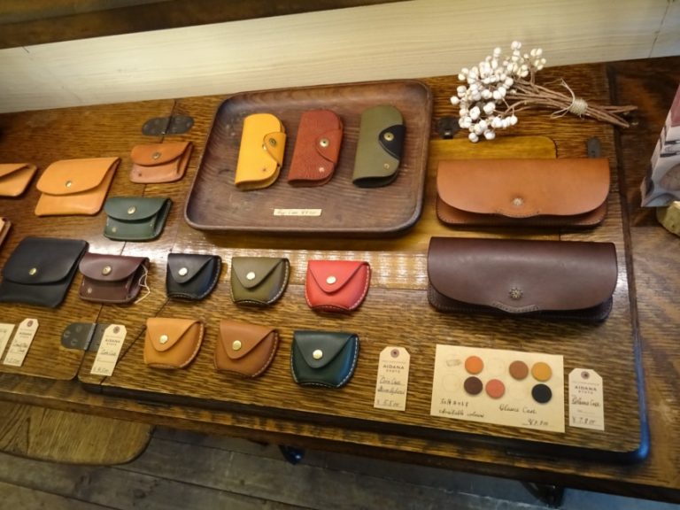 【閉店】厳選された素材で作る一点もの　北大路商店街の革工房